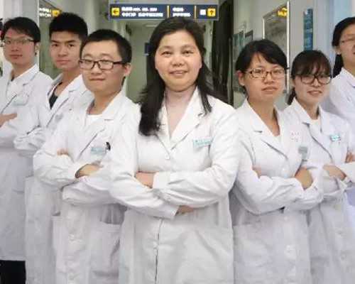 聪明小白兔化解邻里矛盾的智慧故事